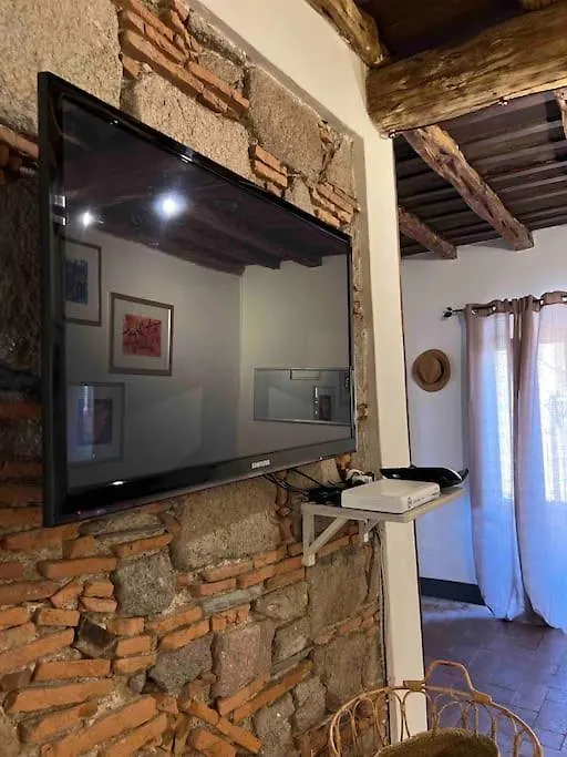 Apartment Charming House Isola Di Capraia Casa Carlo Alberto Italy