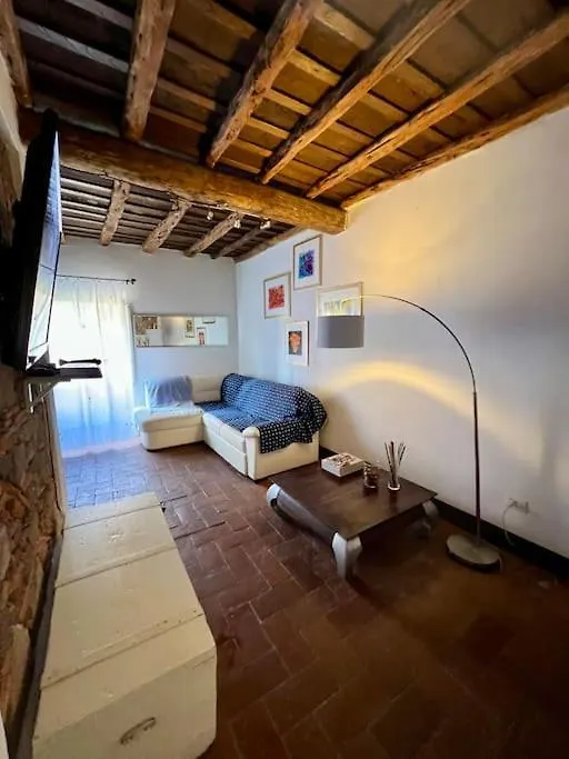 Apartment Charming House Isola Di Capraia Casa Carlo Alberto Italy